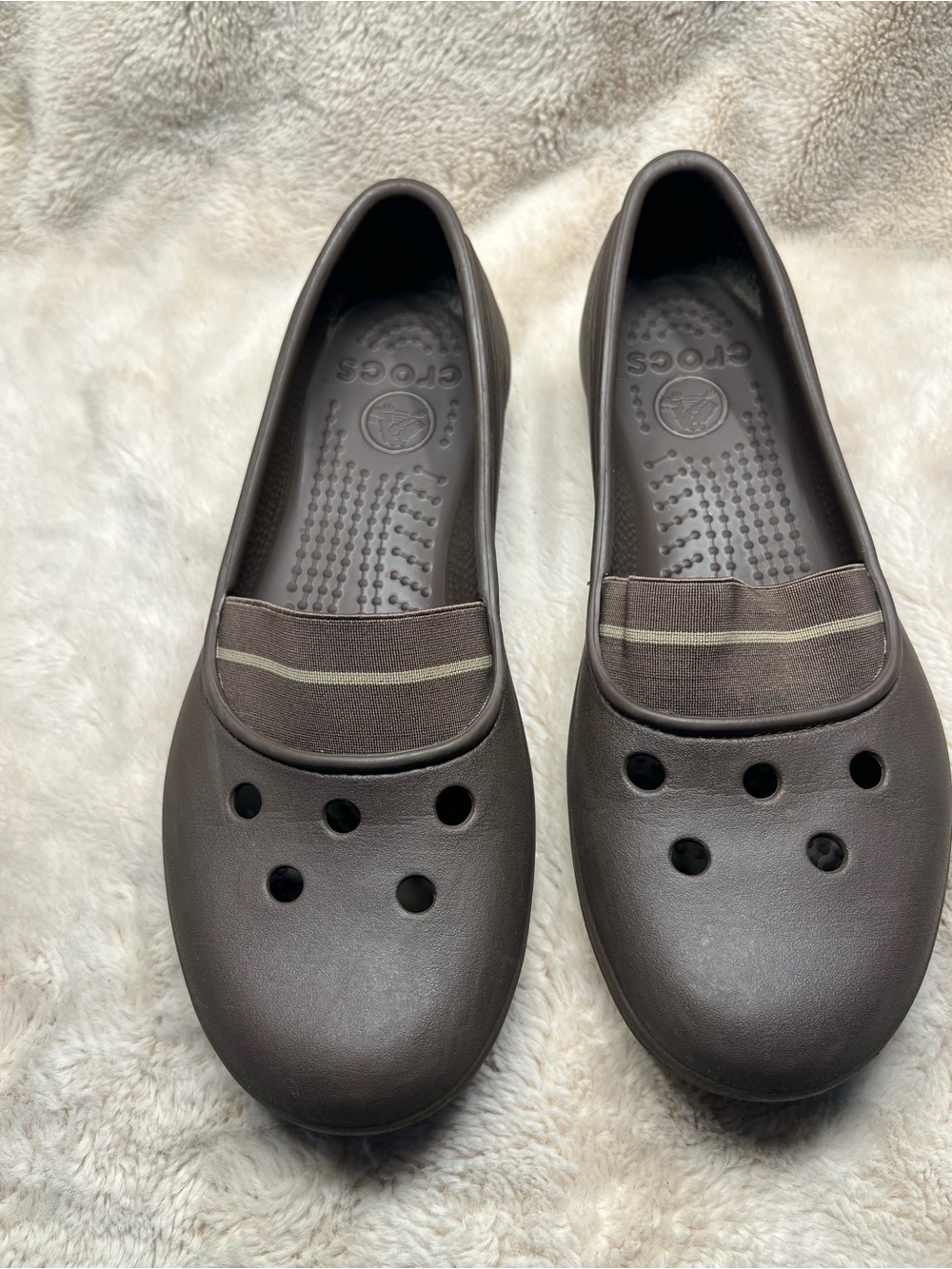 Crocs Juneau elastic top flats Size 9